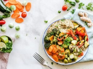 Alimentação Saudável: O Guia Completo para uma Vida Mais Equilibrada em 2026